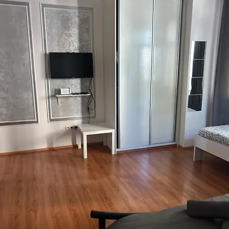 1 St Plaza De Luxe Apartment Bratislava