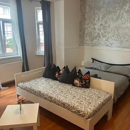 1 St Plaza De Luxe Apartman